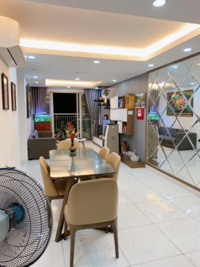 Modern 3 Bed Apartment in Ho Chi Minh City